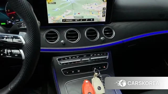 Mercedes-Benz E-Class W213 2023 Белый из Кореи, фото 5