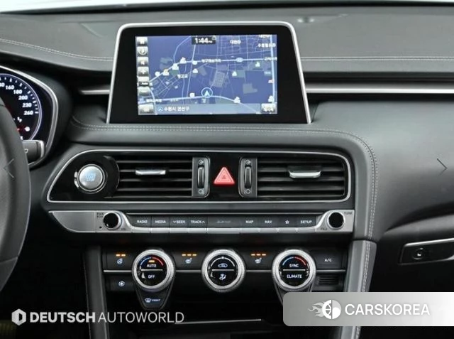 Genesis G70 2019 Белый из Кореи, фото 5