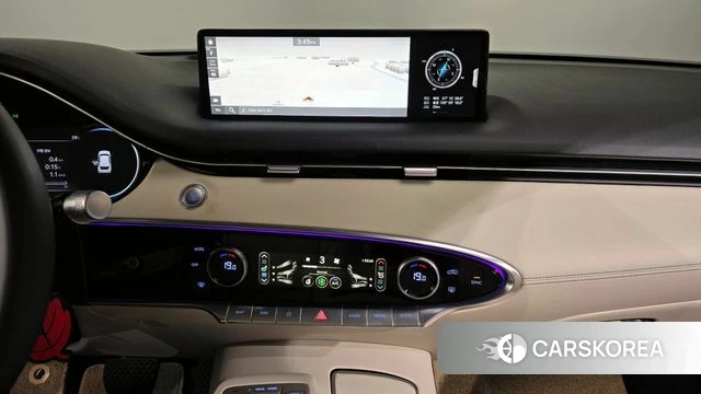Genesis GV70 2023 Белый из Кореи, фото 5