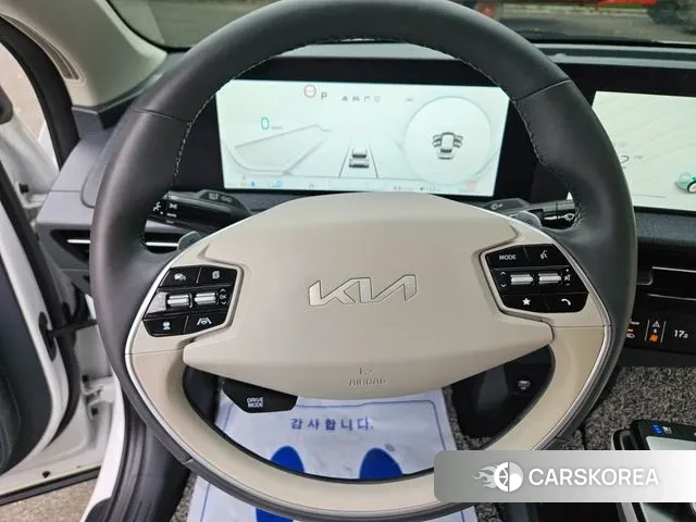 Kia EV6 2023 Белый из Кореи, фото 5