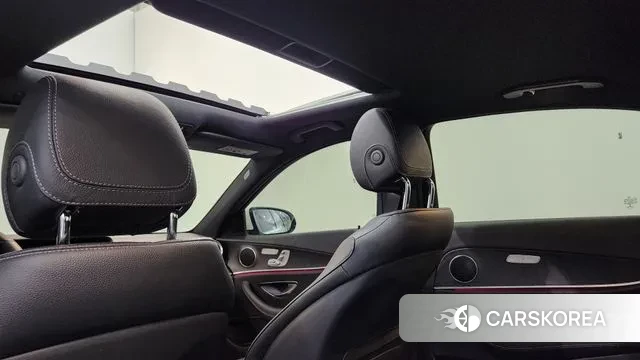 Mercedes-Benz E-Class W213 2021 Белый из Кореи, фото 5