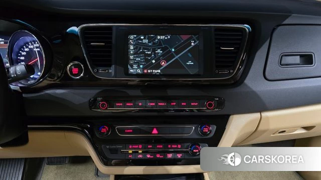 Kia The New Carnival 2018 Белый из Кореи, фото 5