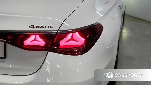 Mercedes-Benz E-Class W214 2024 Белый из Кореи, фото 5