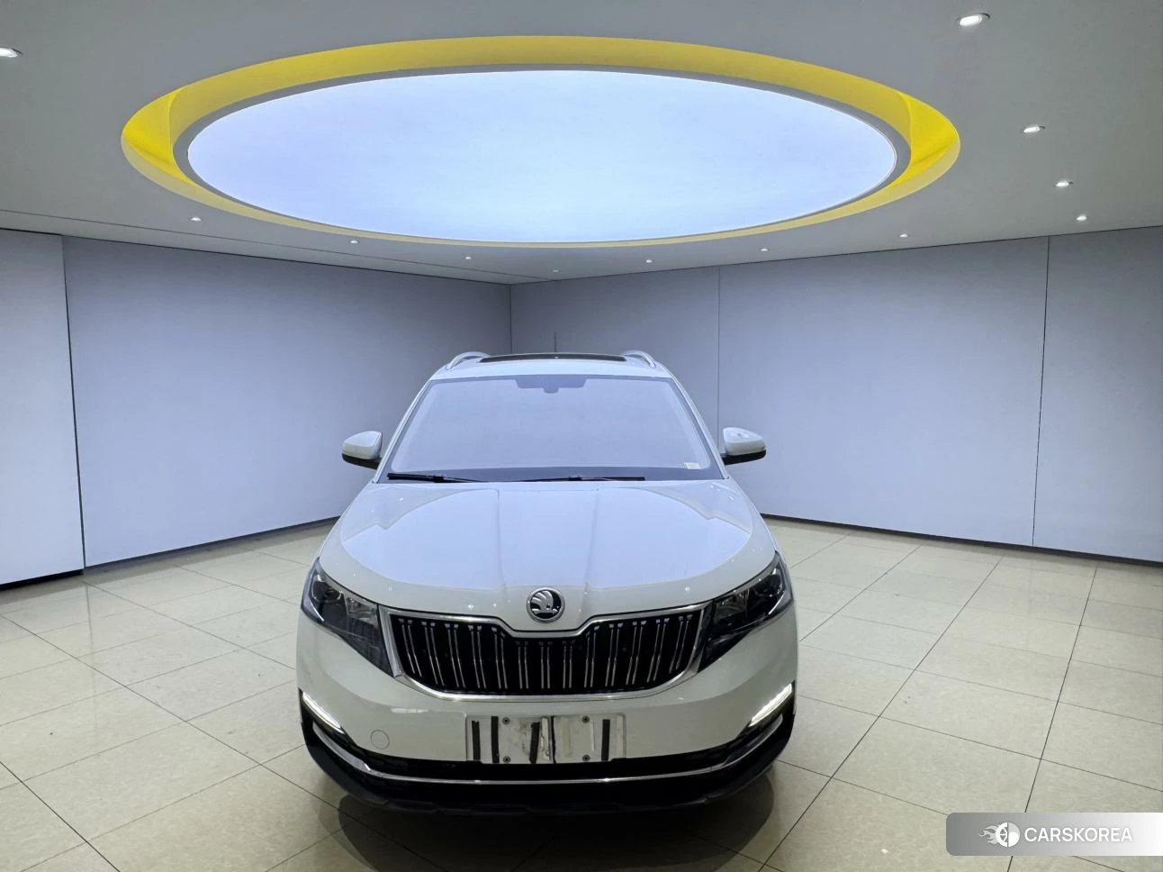 Skoda Komick 2023 Белый из Китая, фото 5