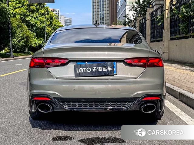 Audi S5 2024 Темно-серый из Китая, фото 5