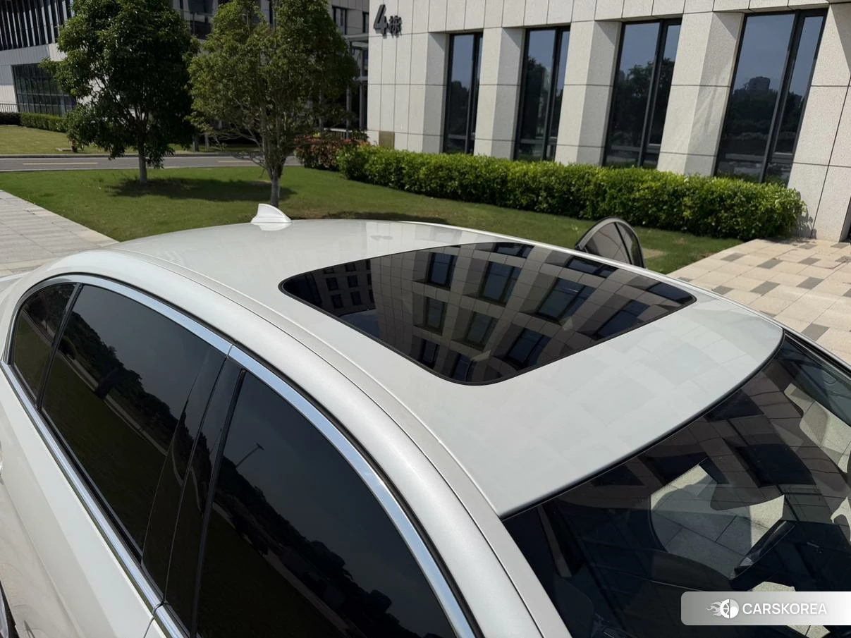 BMW 5 series 2021 Белый из Китая, фото 5