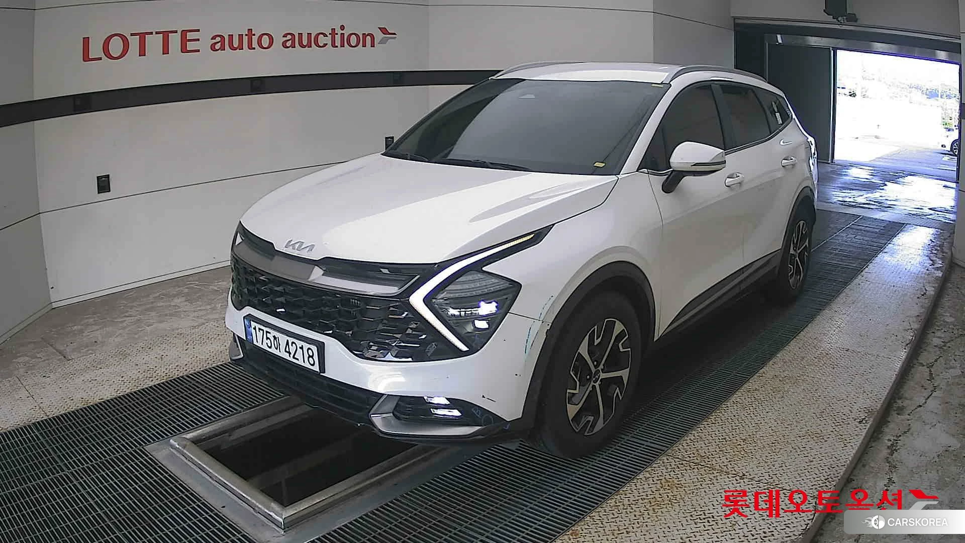Kia Sportage Hybrid 2023 Snow White Pearl (optional) из Кореи, фото 5