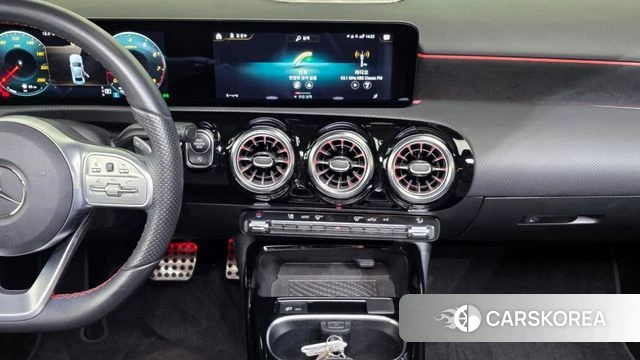 Mercedes-Benz A-Class W177 2021 Черный из Кореи, фото 5