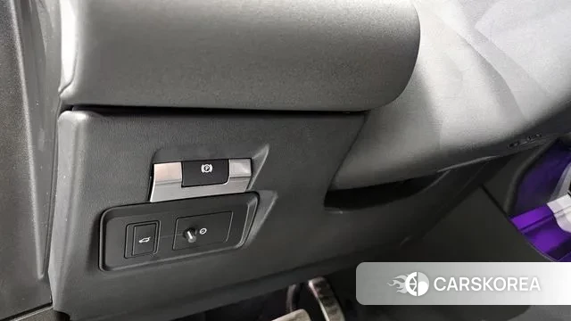 Land Rover Range Rover Evoque 2nd Generation 2022 Белый из Кореи, фото 5