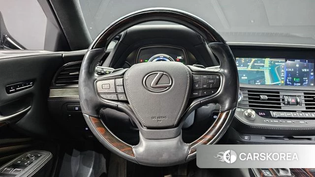 Lexus LS500h 5th generation 2018 Черный из Кореи, фото 5