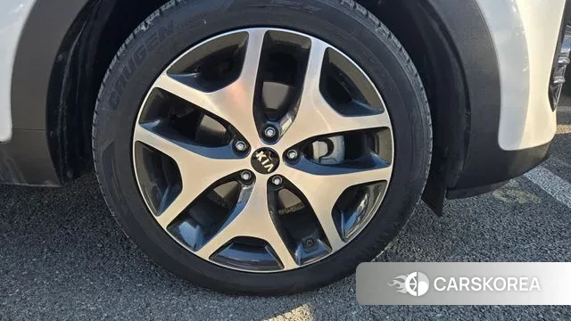 Kia Sportage The Bold 2018 Белый из Кореи, фото 5