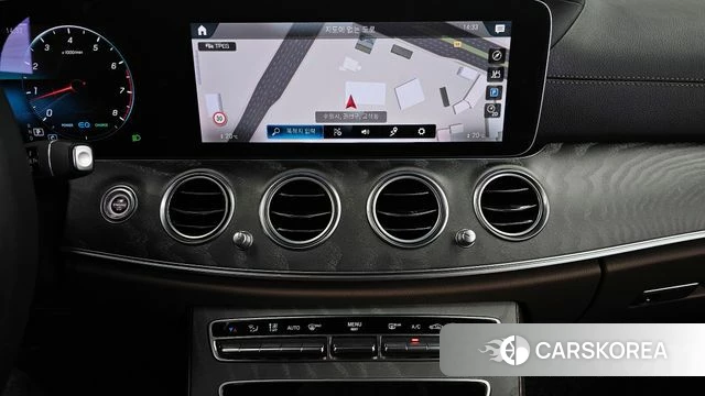 Mercedes-Benz E-Class W213 2022 Белый из Кореи, фото 5