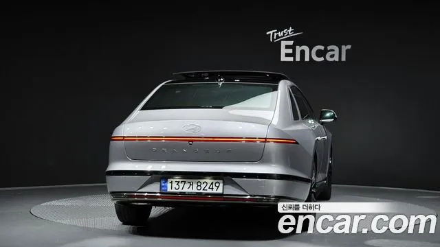 Hyundai Grandeur Hybrid (GN7) 2023 Серебряный из Кореи, фото 5