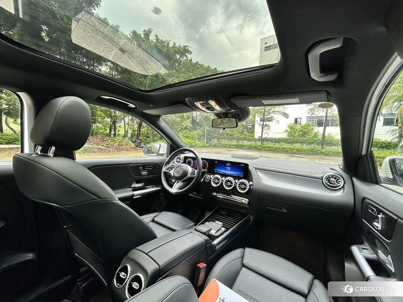 Mercedes-Benz GLA 2023 Белый из Китая, фото 5