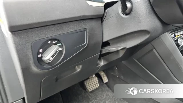 Volkswagen Tiguan second Generation 2020 Белый из Кореи, фото 5