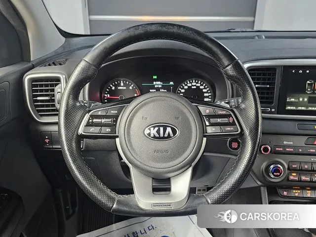 Kia Sportage The Bold 2021 Черный из Кореи, фото 5