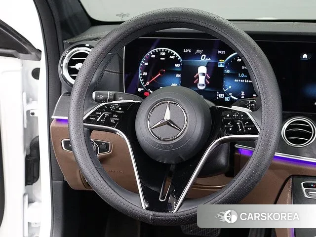 Mercedes-Benz E-Class W213 2023 Белый из Кореи, фото 5