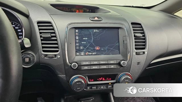 Kia The New K3 2018 Белый из Кореи, фото 5
