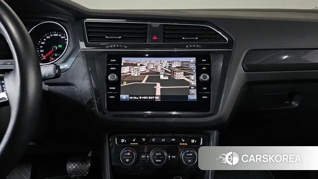 Volkswagen Tiguan second Generation 2020 Черный из Кореи, фото 5