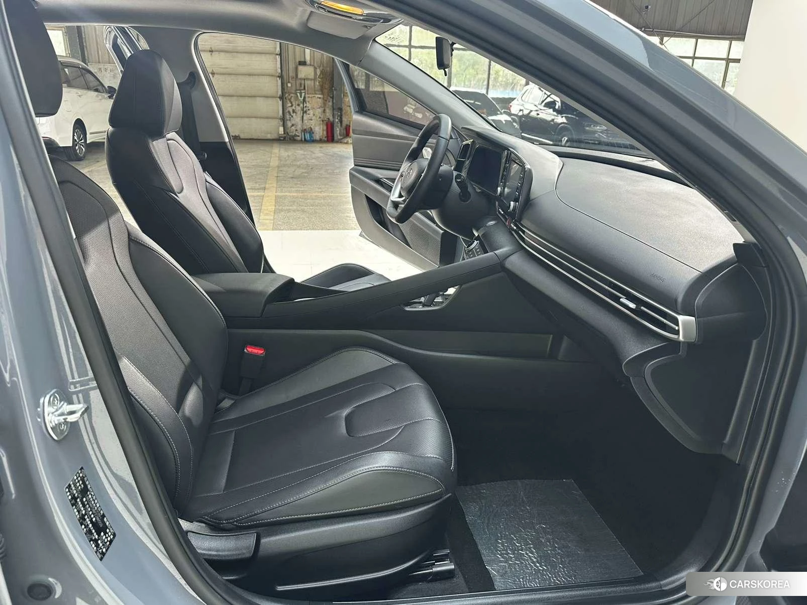 Hyundai Elantra 2022 Темно-серый из Китая, фото 5