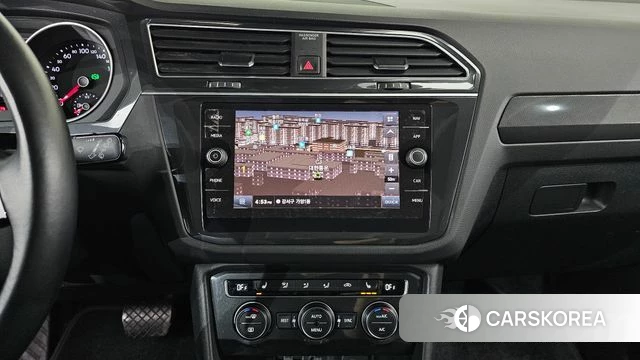 Volkswagen Tiguan second Generation 2020 Белый из Кореи, фото 5