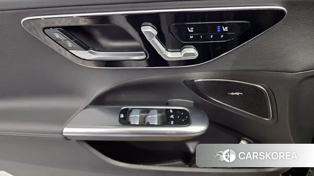 Mercedes-Benz C-Class W206 2022 Серый из Кореи, фото 5