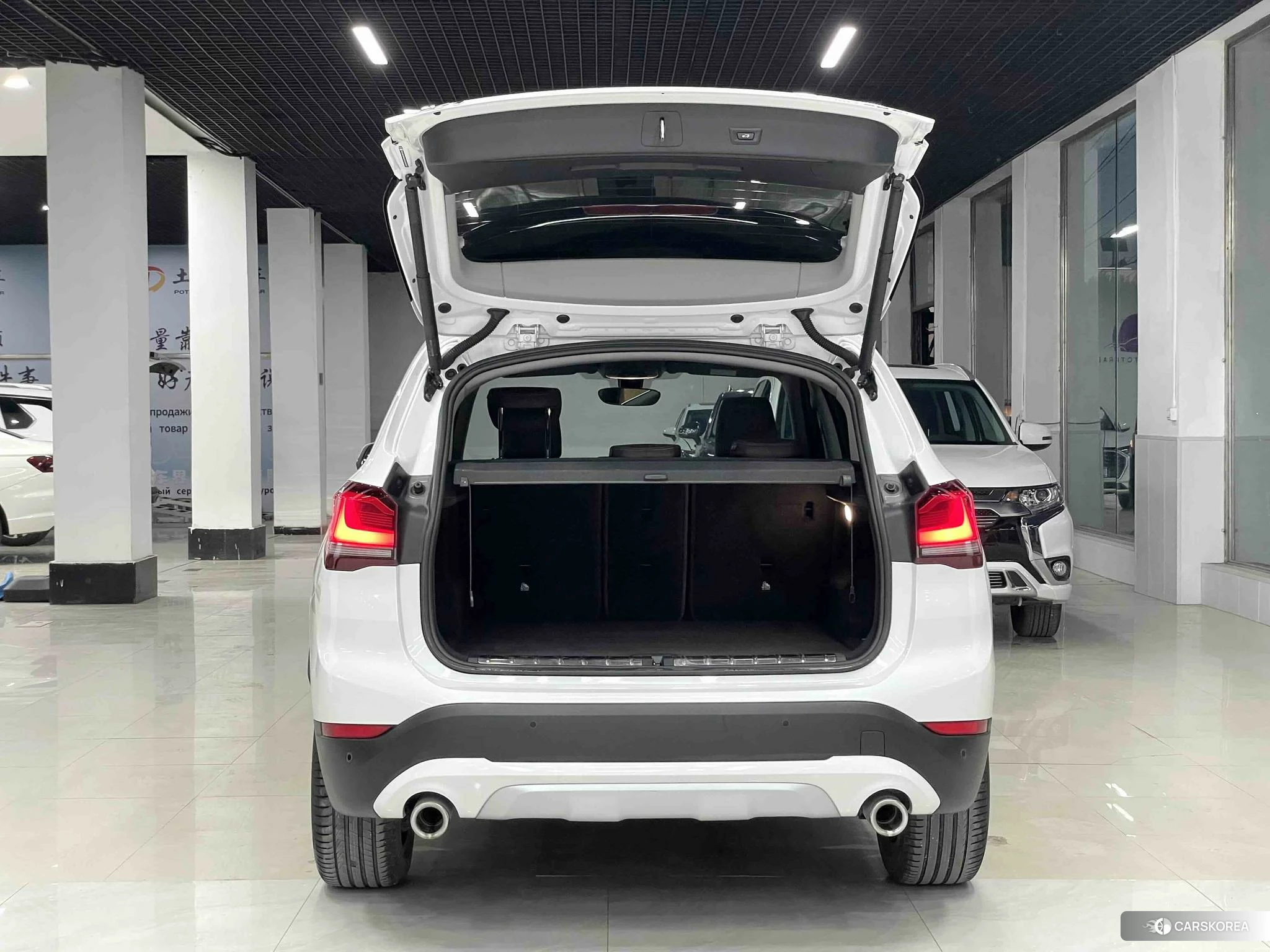 BMW X1 2021 Белый из Китая, фото 5