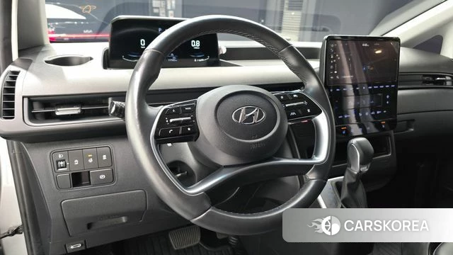 Hyundai Staria 2022 Серебристо-серый из Кореи, фото 5
