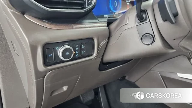 Ford Explorer 6th Generation 2021 Белый из Кореи, фото 5