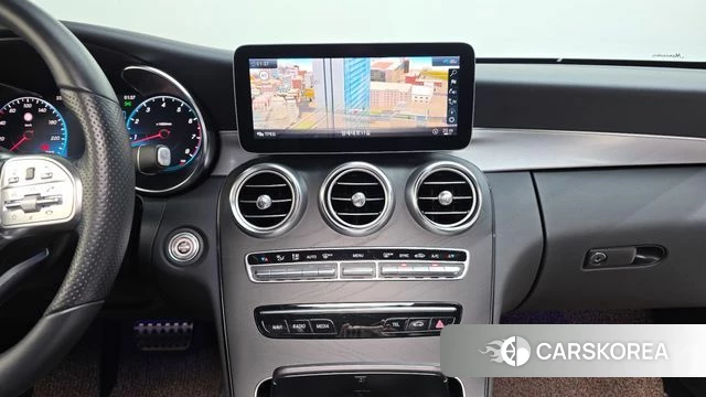 Mercedes-Benz C-Class W205 2021 Белый из Кореи, фото 5