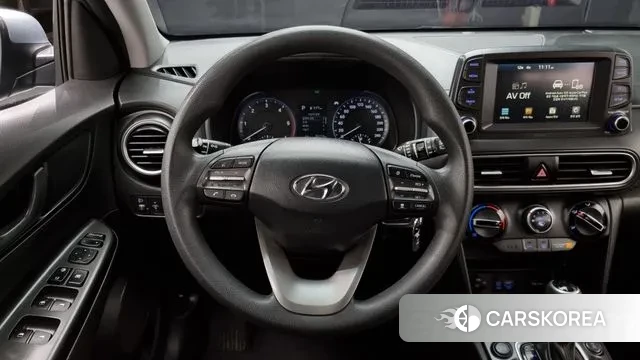 Hyundai Kona 2020 Светло-серебряный цвет из Кореи, фото 5