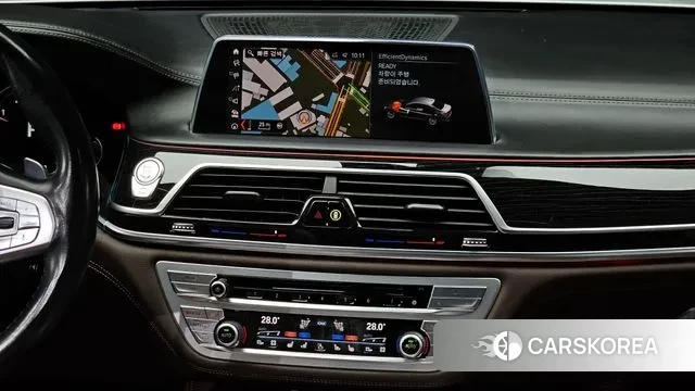 BMW 7 Series (G11) 2019 Белый из Кореи, фото 5