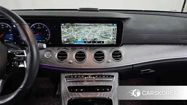 Mercedes-Benz E-Class W213 2021 Белый из Кореи, фото 5