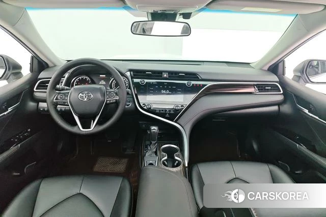 Toyota Camry 2021 Белый из Китая, фото 4