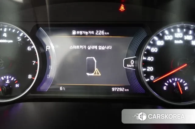 Kia Seltos 2022 Белый из Кореи, фото 5