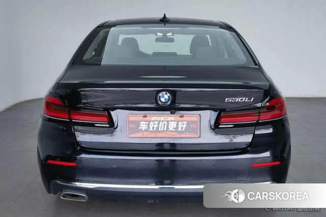 BMW 5 series 2022 Черный из Китая, фото 5