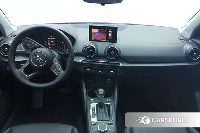 Audi Q2L 2021 Красный из Китая, фото 5
