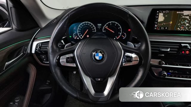 BMW 5 Series (G30) 2019 Черный из Кореи, фото 5
