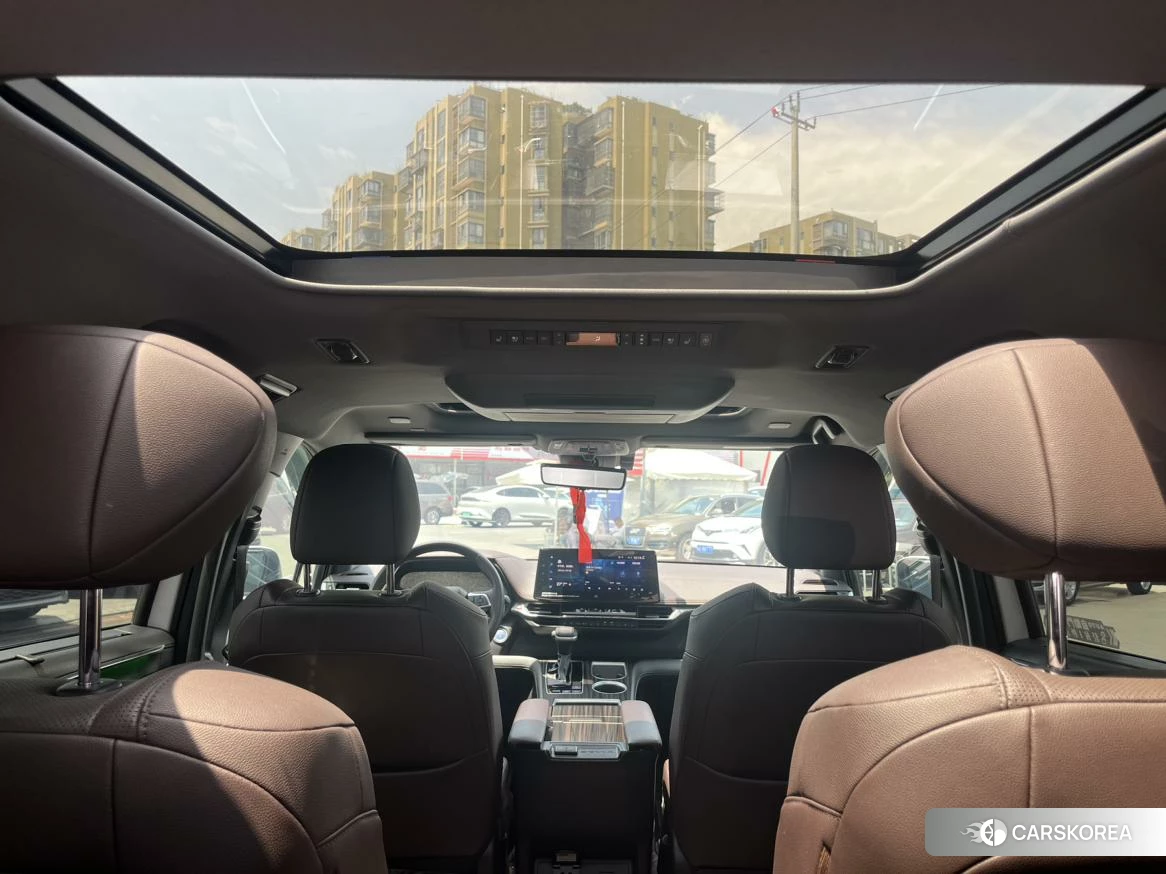 Toyota Saina 2021 Белый из Китая, фото 5