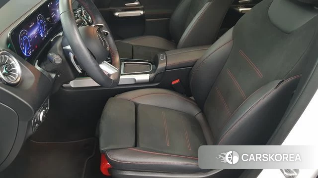 Mercedes-Benz EQB X243 2024 Белый из Кореи, фото 5