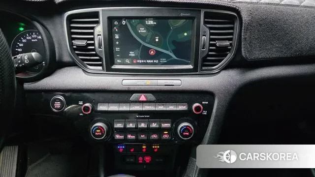 Kia Sportage 4th Generation 2018 Серебристо-серый из Кореи, фото 5