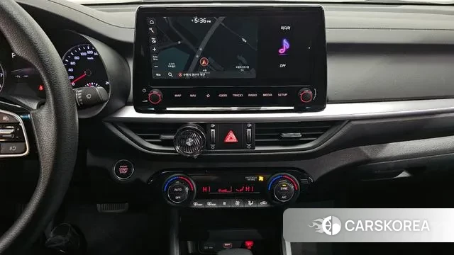 Kia The New K3 2nd generation 2021 Белый из Кореи, фото 5