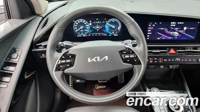 Kia Di Ol Nu Niro 2023 Белый из Кореи, фото 5