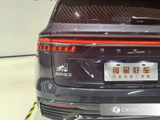 Geely Automobile Xingyue L 2024 Темно-серый из Китая, фото 5