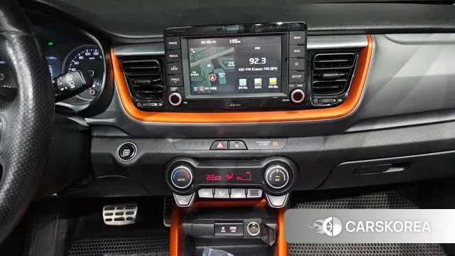 Kia Stonic 2018 Синий из Кореи, фото 5