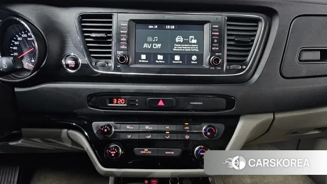 Kia The New Carnival 2018 Серый из Кореи, фото 5