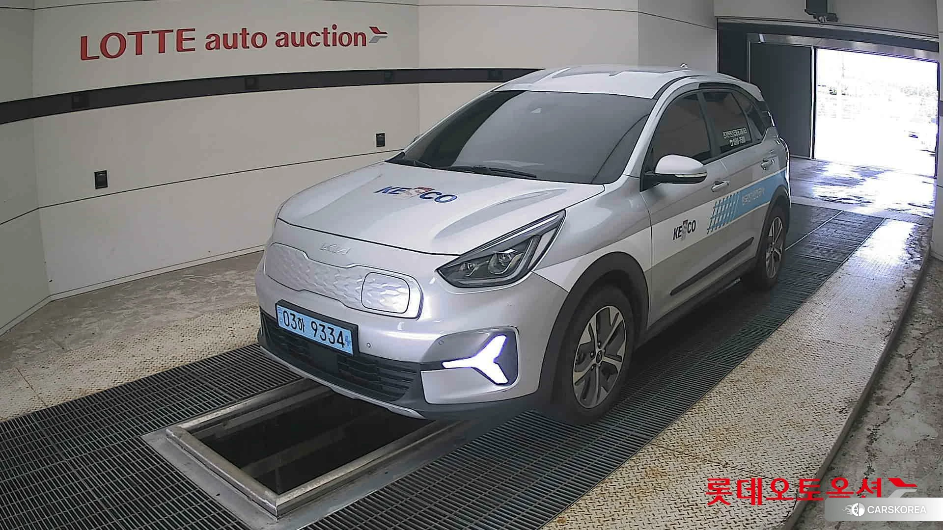 Kia Niro Plus 2023 Sparkling Silver из Кореи, фото 5