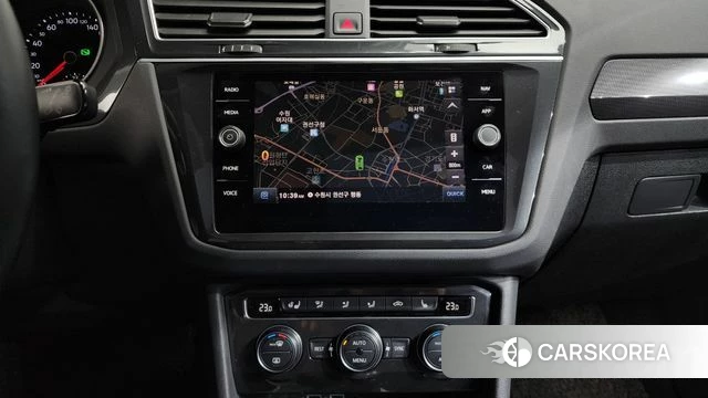 Volkswagen Tiguan second Generation 2019 Белый из Кореи, фото 5