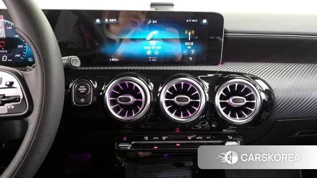 Mercedes-Benz A-Class W177 2020 Белый из Кореи, фото 5