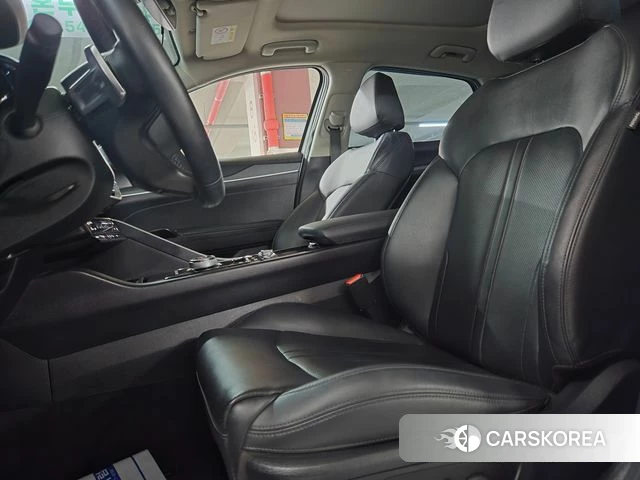 Kia K5 3rd generation 2021 Белый из Кореи, фото 5